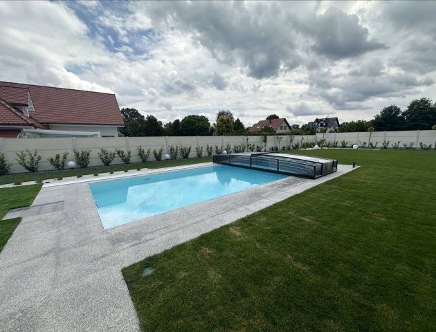 Exclusive Line R1 - realizacja Basen Pool Świta